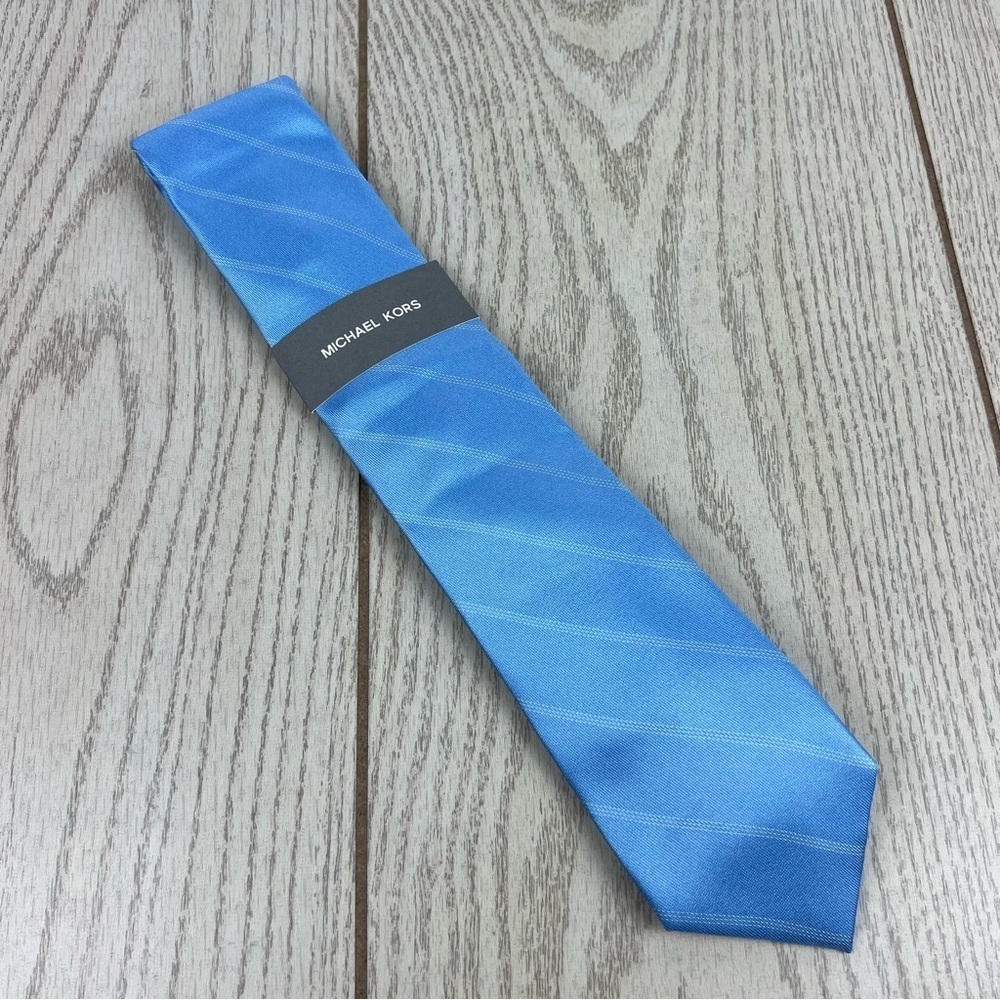 633 - Michael Kors Stripe Tie Light Blue 455 2MKC23-1078 Silk Blend $69.50 - Picture 1 of 5